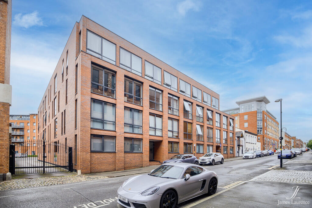 2 bed Apartment for rent in Birmingham. From James Laurence Sales and Lettings - Birmingham