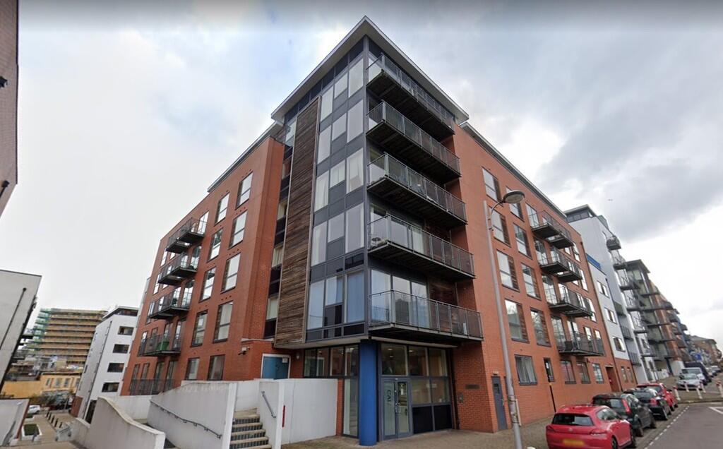 4 bed Apartment for rent in Birmingham. From James Laurence Sales and Lettings - Birmingham