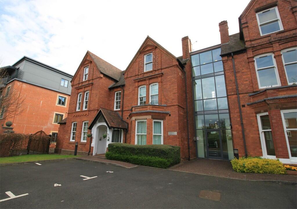 2 bed Apartment for rent in Smethwick. From James Laurence Sales and Lettings - Birmingham