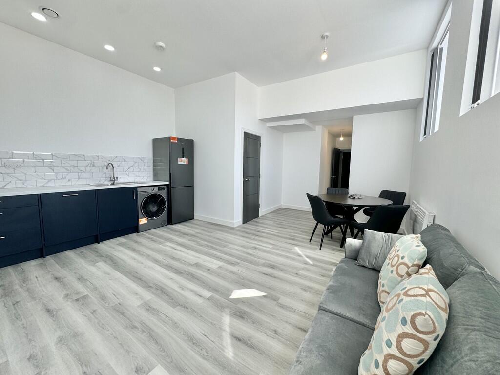 1 bed Apartment for rent in Birmingham. From James Laurence Sales and Lettings - Birmingham 1 bed Apartment for rent in Birmingham. From James Laurence Sales and Lettings - Birmingham