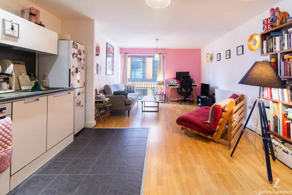 1 bed Apartment for rent in Birmingham. From James Laurence Sales and Lettings - Birmingham 1 bed Apartment for rent in Birmingham. From James Laurence Sales and Lettings - Birmingham