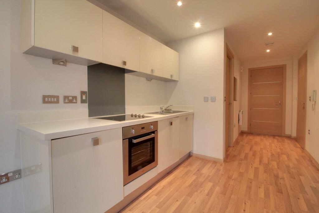 4 bed Studio for rent in Birmingham. From James Laurence Sales and Lettings - Birmingham 4 bed Studio for rent in Birmingham. From James Laurence Sales and Lettings - Birmingham