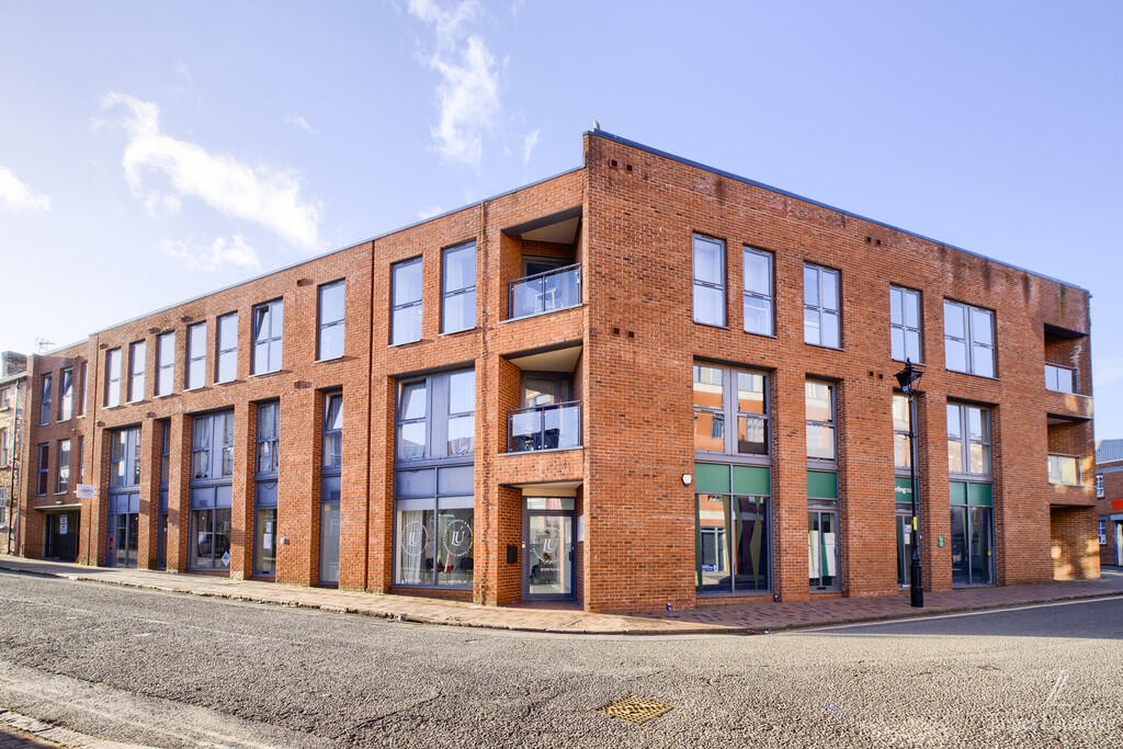 1 bed Apartment for rent in Birmingham. From James Laurence Sales and Lettings - Birmingham 1 bed Apartment for rent in Birmingham. From James Laurence Sales and Lettings - Birmingham