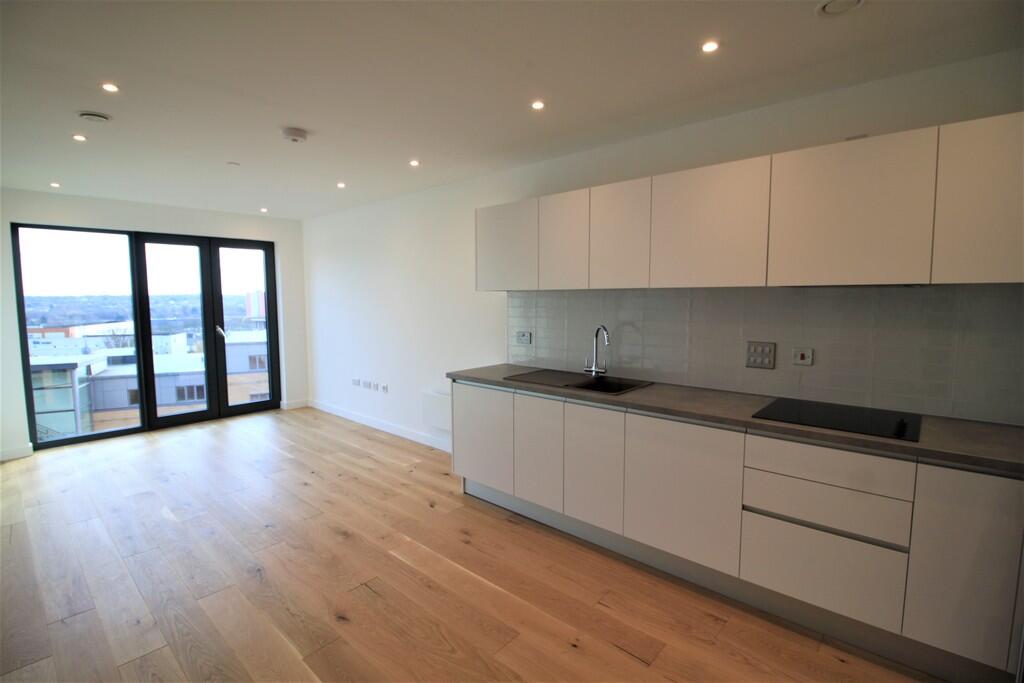 1 bed Apartment for rent in Birmingham. From James Laurence Sales and Lettings - Birmingham 1 bed Apartment for rent in Birmingham. From James Laurence Sales and Lettings - Birmingham