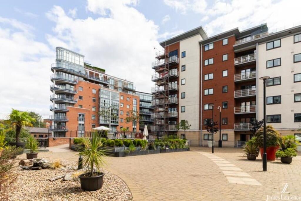 1 bed Apartment for rent in Birmingham. From James Laurence Sales and Lettings - Birmingham 1 bed Apartment for rent in Birmingham. From James Laurence Sales and Lettings - Birmingham