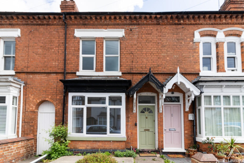 3 bed Mid Terraced House for rent in Smethwick. From James Laurence Sales and Lettings - Birmingham 3 bed Mid Terraced House for rent in Smethwick. From James Laurence Sales and Lettings - Birmingham