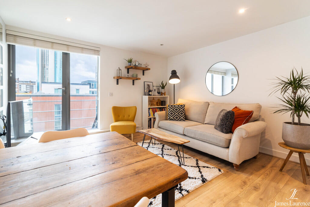 2 bed Apartment for rent in Birmingham. From James Laurence Sales and Lettings - Birmingham