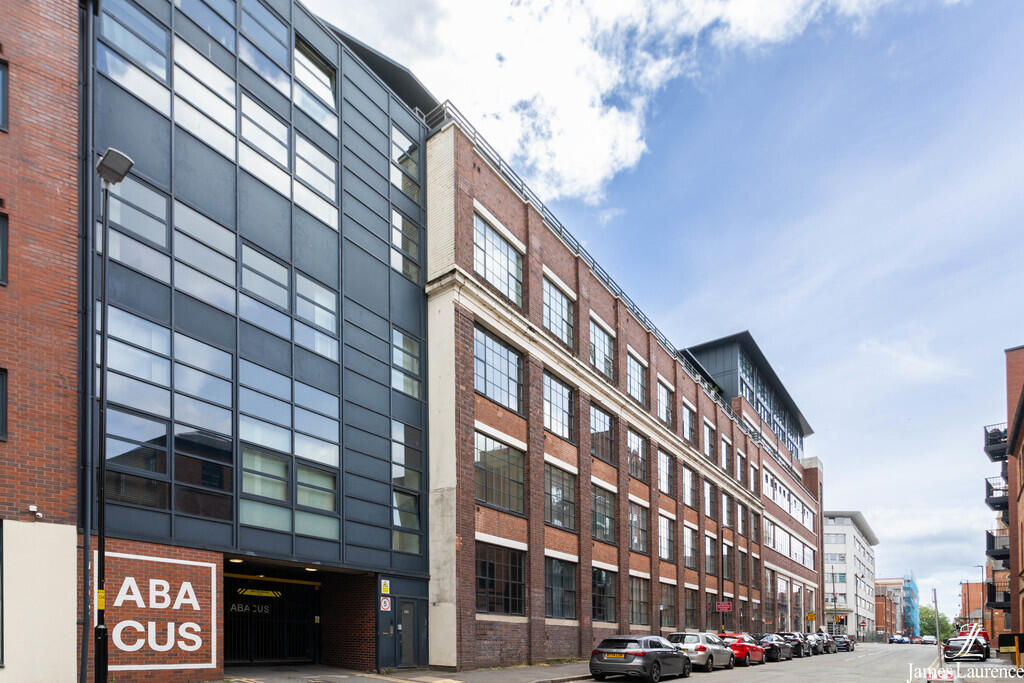 1 bed Apartment for rent in Birmingham. From James Laurence Sales and Lettings - Birmingham 1 bed Apartment for rent in Birmingham. From James Laurence Sales and Lettings - Birmingham