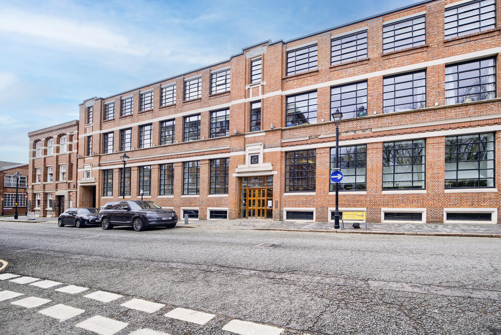 0 bed Studio for rent in Birmingham. From James Laurence Sales and Lettings - Birmingham 0 bed Studio for rent in Birmingham. From James Laurence Sales and Lettings - Birmingham