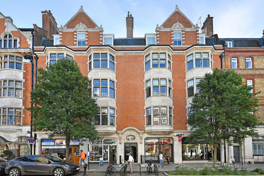 3 bed Flat for rent in London. From Jeremy James and Company