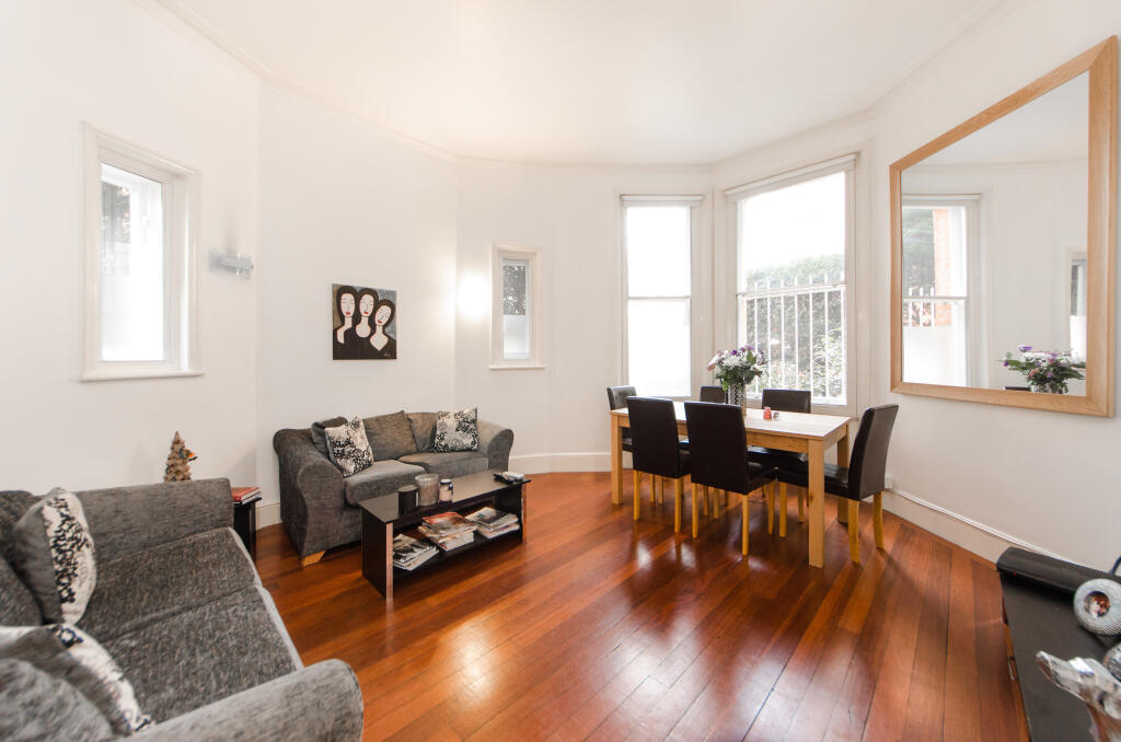 2 bed 1st Floor Flat for rent in Kensington. From John D Wood & Co - Earls Court