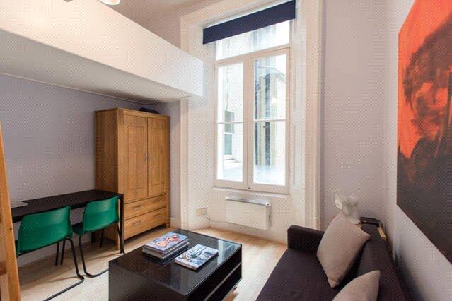 4 bed 1st Floor Flat for rent in London. From John D Wood & Co - Earls Court