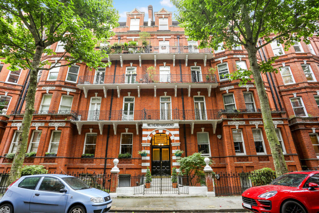 2 bed 1st Floor Flat for rent in Kensington. From John D Wood & Co - Earls Court 2 bed 1st Floor Flat for rent in Kensington. From John D Wood & Co - Earls Court