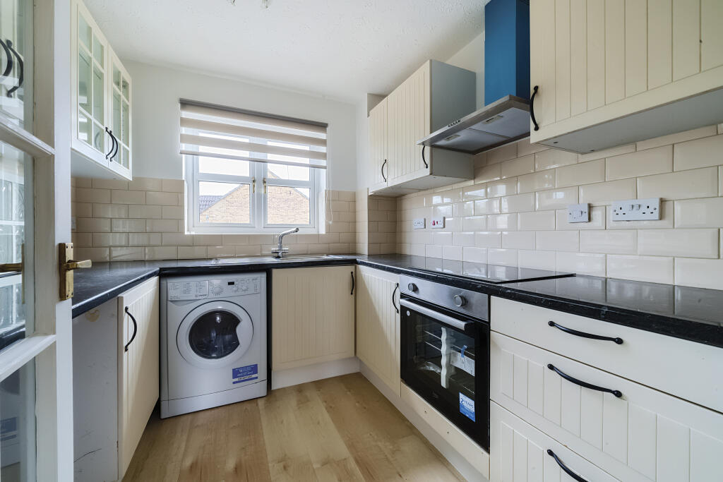 1 bed Flat for rent in Theydon Bois. From John D Wood & Co - Loughton