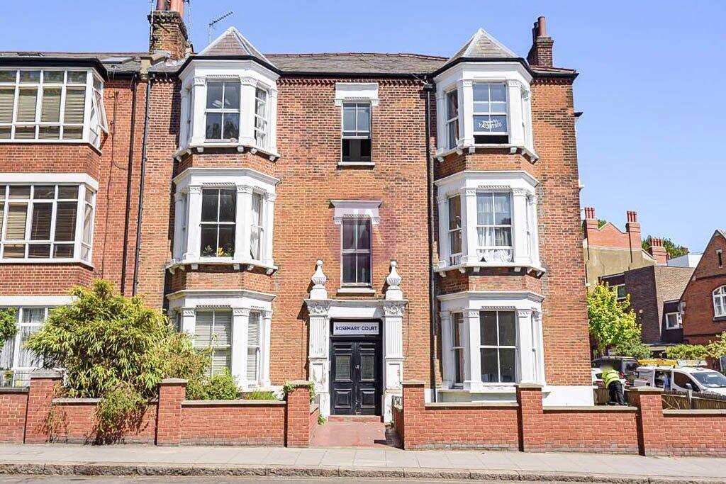 3 bed Apartment for rent in London. From Jonathan Arron Residential