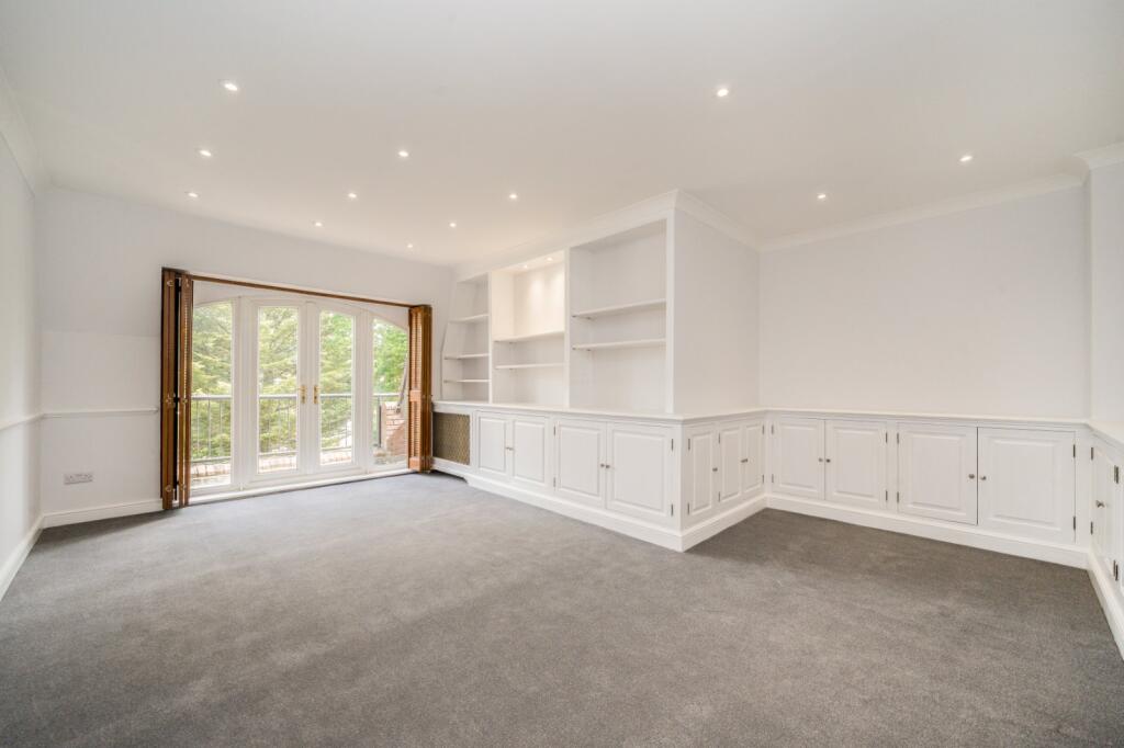 2 bed Apartment for rent in Northwood. From Jonathan Arron Residential