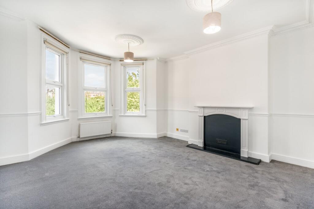 2 bed Apartment for rent in Hampstead. From Jonathan Arron Residential