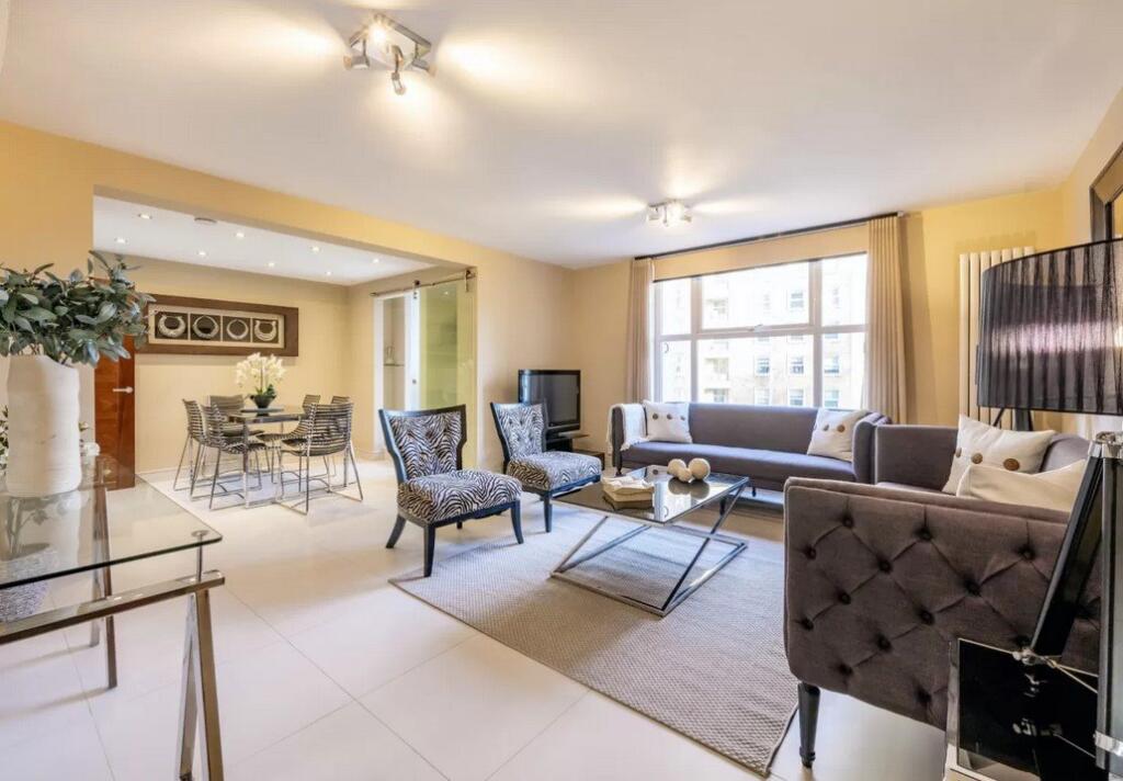 3 bed Apartment for rent in London. From Jonathan Arron Residential