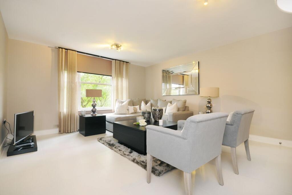 3 bed Apartment for rent in London. From Jonathan Arron Residential