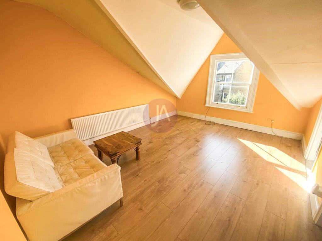 1 bed Apartment for rent in London. From Jonathan Arron Residential