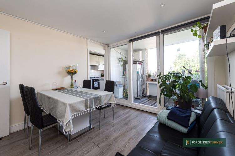 4 bed 1st Floor Flat for rent in Hampstead. From Jorgensen Turner