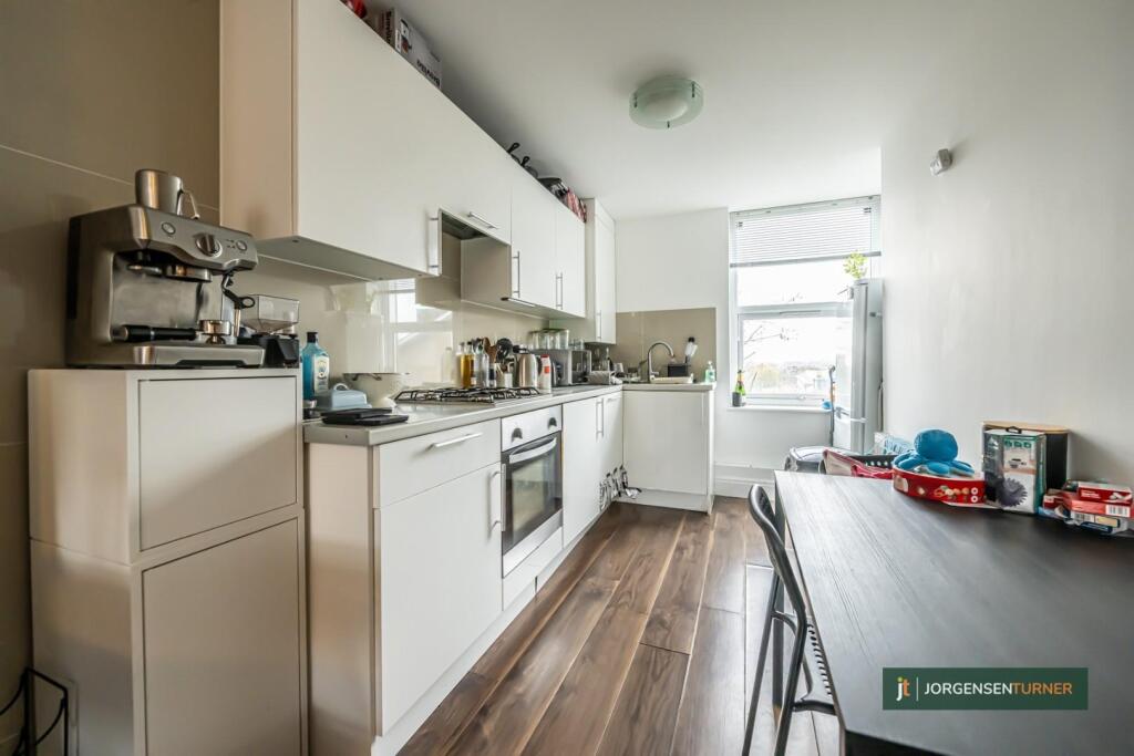 1 bed 1st Floor Flat for rent in Hampstead. From Jorgensen Turner