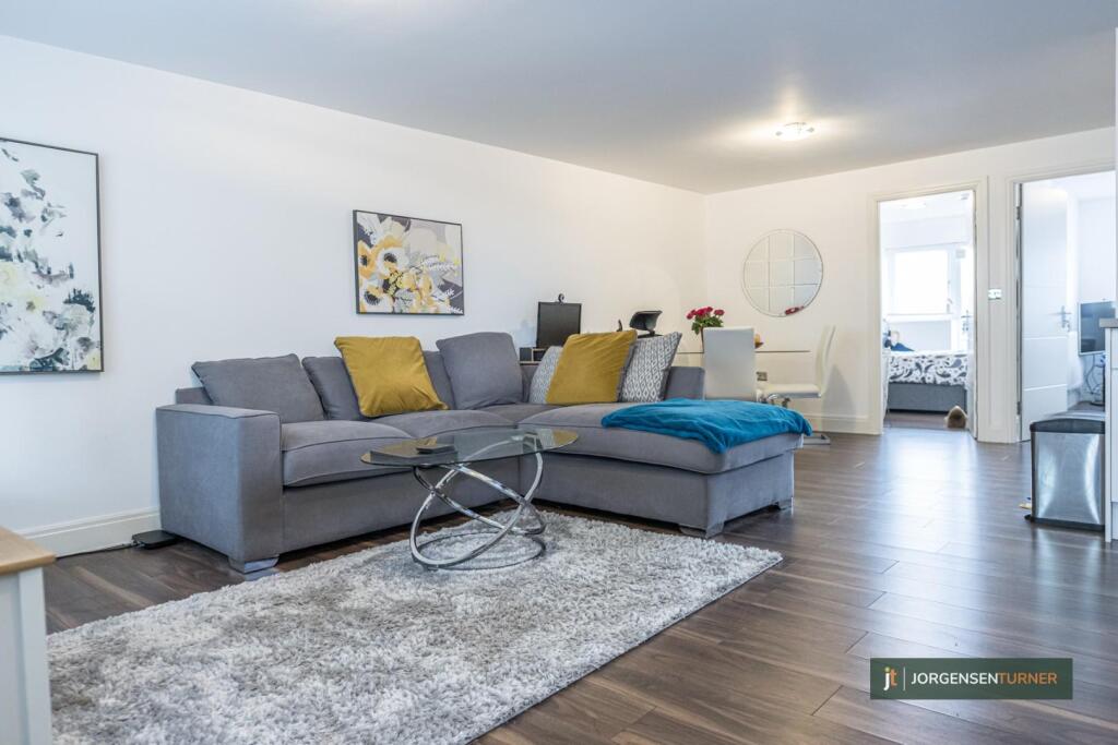 2 bed 1st Floor Flat for rent in Hampstead. From Jorgensen Turner