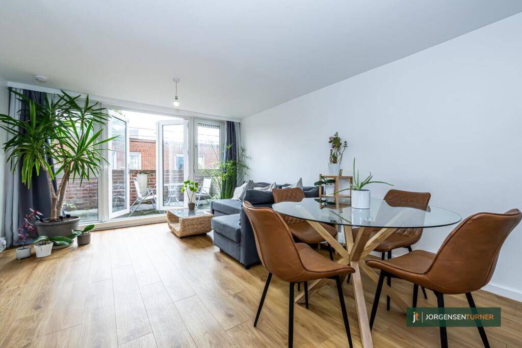 1 bed 1st Floor Flat for rent in London. From Jorgensen Turner 1 bed 1st Floor Flat for rent in London. From Jorgensen Turner