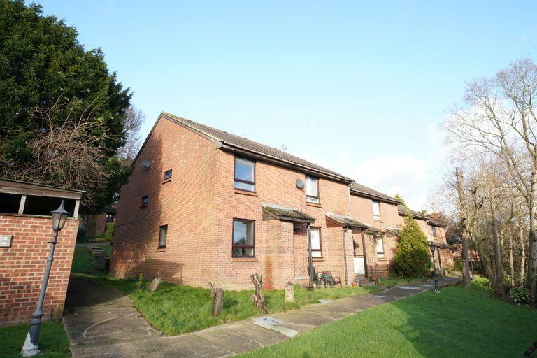 1 bed Mid Terraced House for rent in London. From Jukes & Co Estate Agents - South Norwood 1 bed Mid Terraced House for rent in London. From Jukes & Co Estate Agents - South Norwood