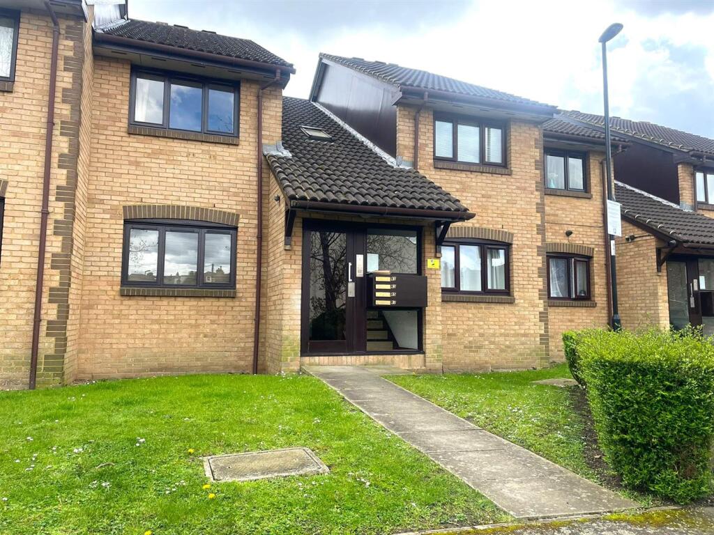 1 bed 1st Floor Flat for rent in Penge. From Jukes & Co Estate Agents - South Norwood