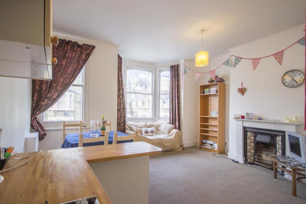 2 bed 1st Floor Flat for rent in Clapham. From Keating Estates - Clapham 2 bed 1st Floor Flat for rent in Clapham. From Keating Estates - Clapham