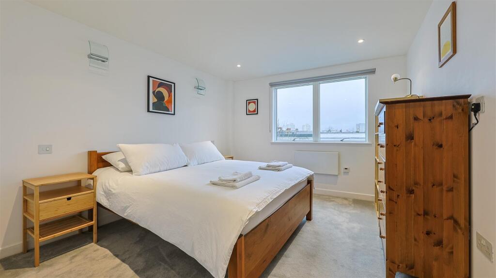 1 bed 1st Floor Flat for rent in London. From Keating Estates - Brixton