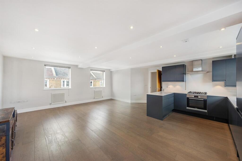 2 bed 1st Floor Flat for rent in Camberwell. From Keating Estates - Brixton 2 bed 1st Floor Flat for rent in Camberwell. From Keating Estates - Brixton