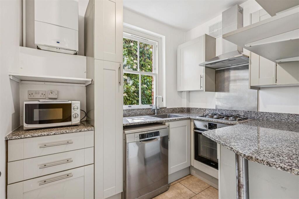 2 bed 1st Floor Flat for rent in London. From Keating Estates - Herne Hill