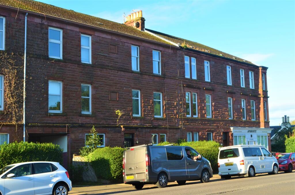 1 bed 1st Floor Flat for rent in Helensburgh. From Clyde Property - Helenburgh - Lettings 1 bed 1st Floor Flat for rent in Helensburgh. From Clyde Property - Helenburgh - Lettings