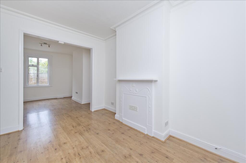 3 bed Mid Terraced House for rent in London. From Kerr and Co - Shepherds Bush & Hammersmith