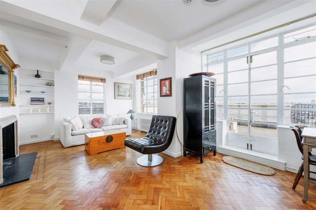 1 bed Penthouse for rent in Hammersmith. From Kerr and Co - Shepherds Bush & Hammersmith