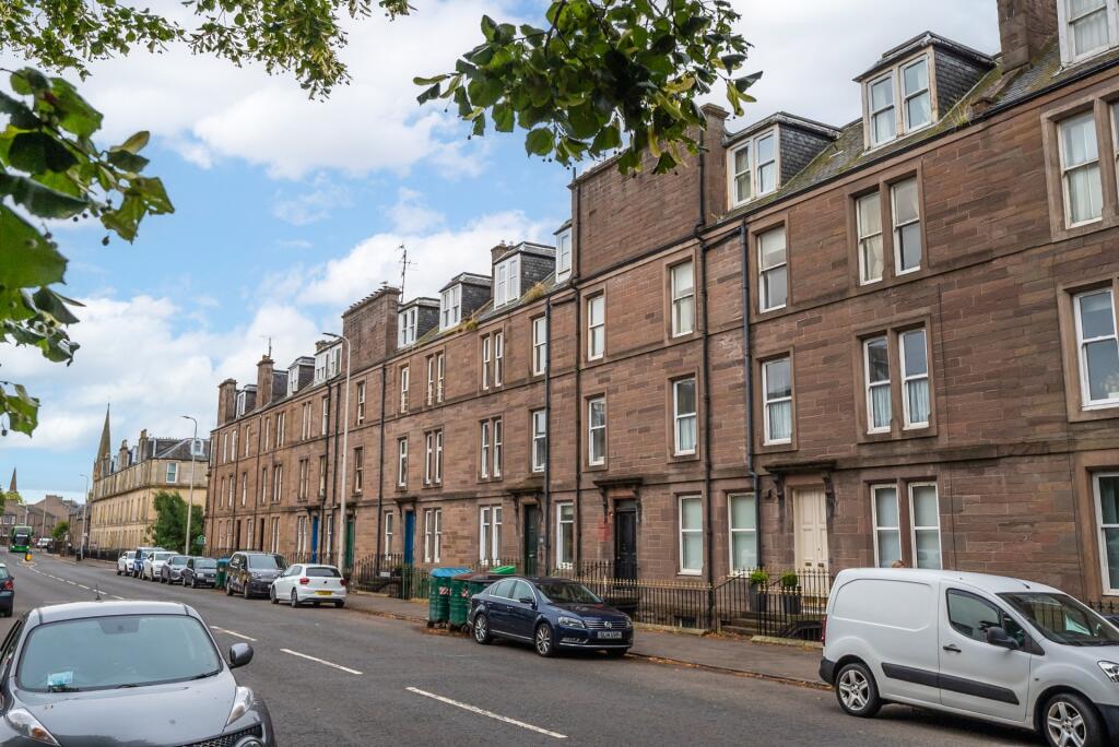 3 bed 1st Floor Flat for rent in Kingoodie. From Clyde Property - Perth - Lettings 3 bed 1st Floor Flat for rent in Kingoodie. From Clyde Property - Perth - Lettings