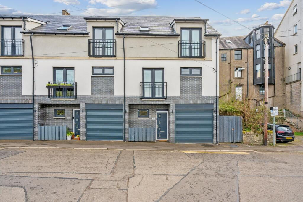 3 bed End of Terrace for rent in Dunblane. From Clyde Property - Stirling - Lettings