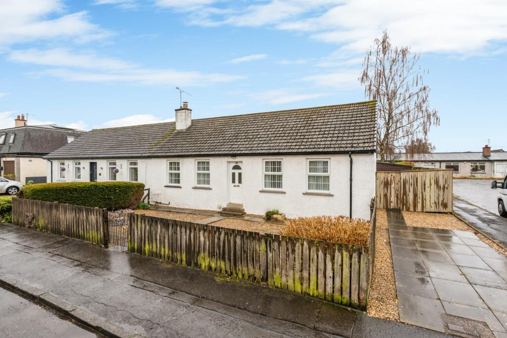2 bed Semi-detached bungalow for rent in Bridge of Allan. From Clyde Property - Stirling - Lettings