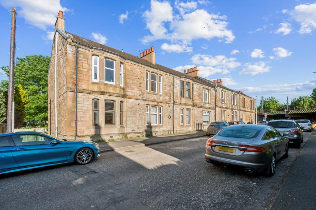1 bed 1st Floor Flat for rent in Laurieston. From Clyde Property - Stirling - Lettings