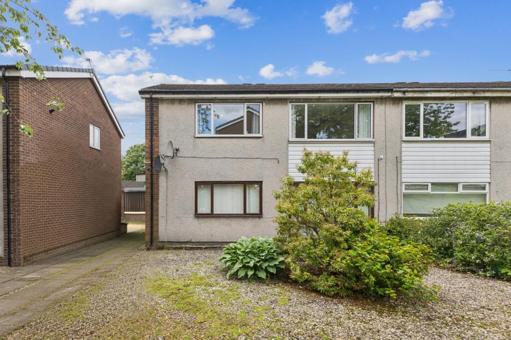 2 bed 1st Floor Flat for rent in Torwood. From Clyde Property - Stirling - Lettings
