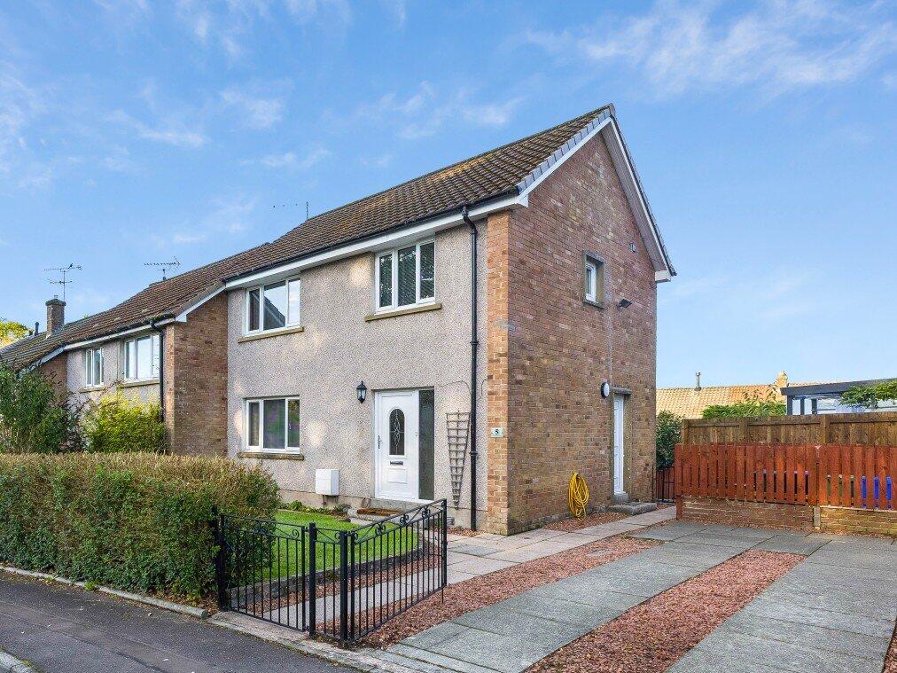 3 bed Mid Terraced House for rent in Dunblane. From Clyde Property - Stirling - Lettings
