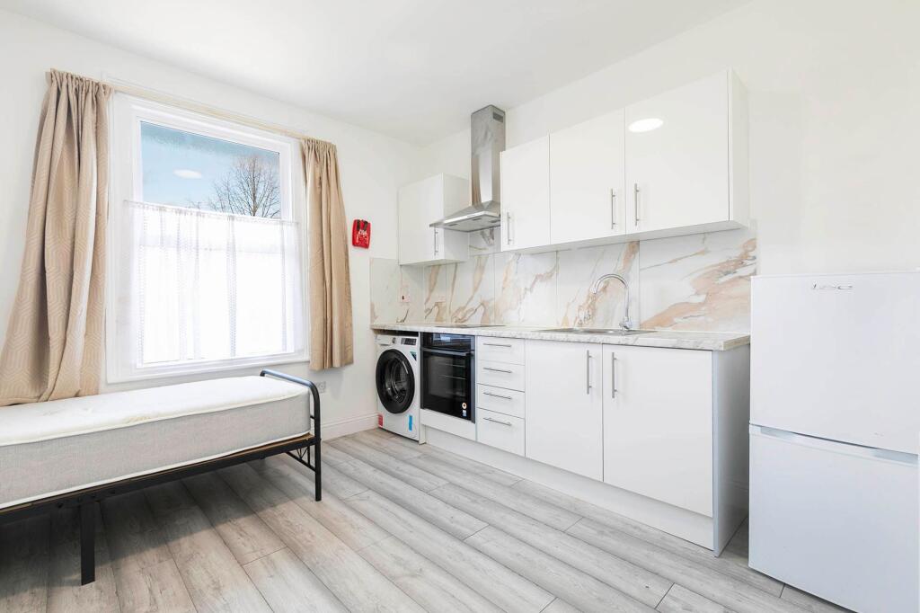 0 bed Studio for rent in Willesden. From Black katz - West Hampstead