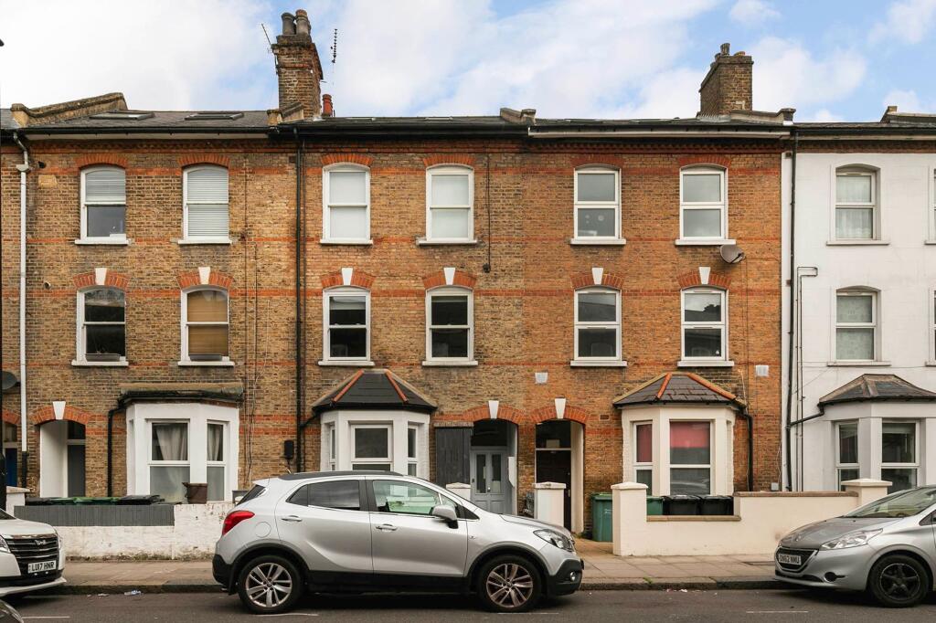 2 bed 1st Floor Flat for rent in Hampstead. From Black katz - West Hampstead 2 bed 1st Floor Flat for rent in Hampstead. From Black katz - West Hampstead