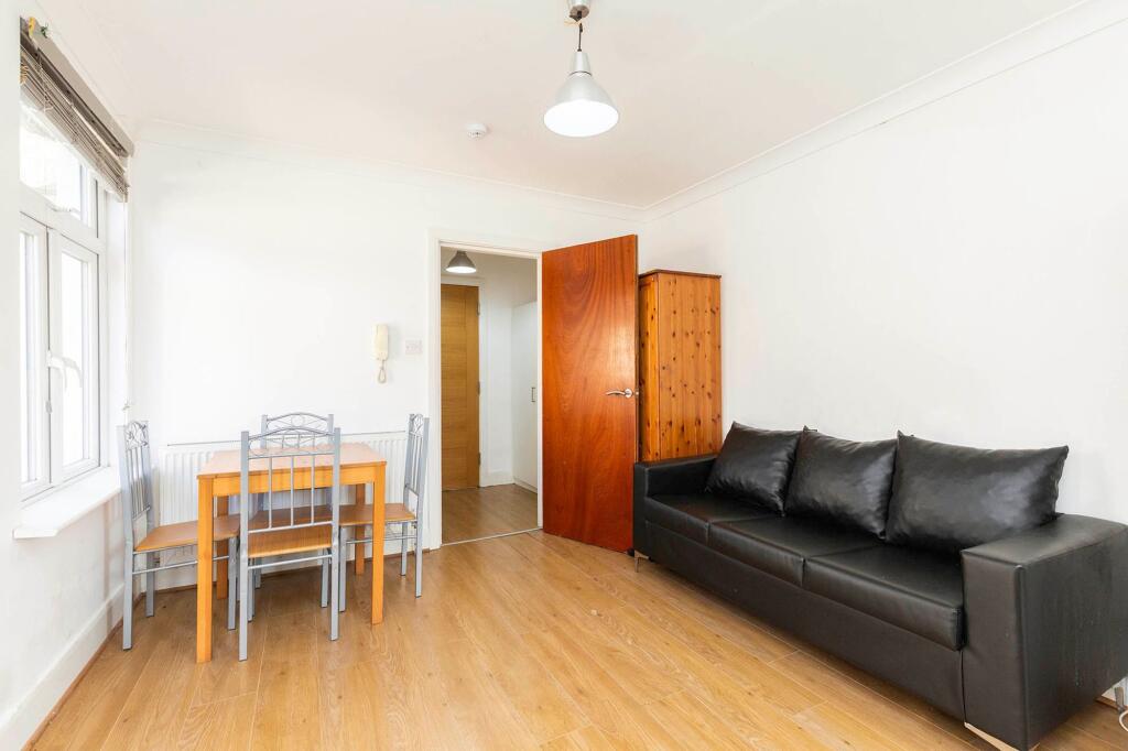 1 bed 1st Floor Flat for rent in Willesden. From Black katz - West Hampstead