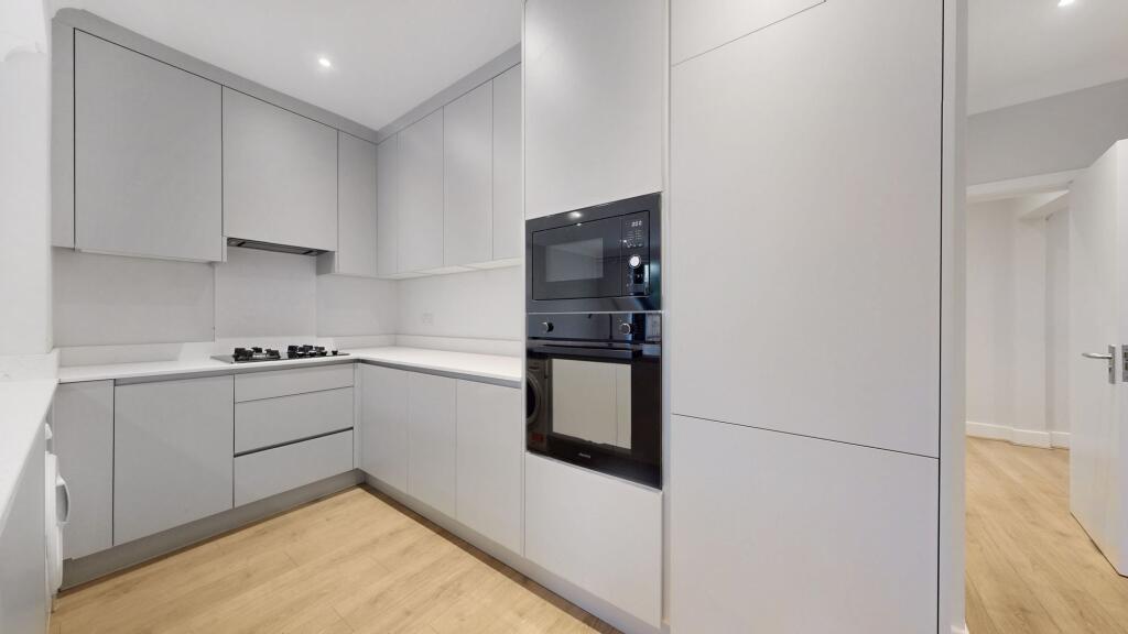 2 bed 1st Floor Flat for rent in London. From Black katz - West Hampstead