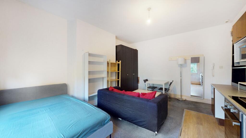 4 bed Studio for rent in Hampstead. From Black katz - West Hampstead