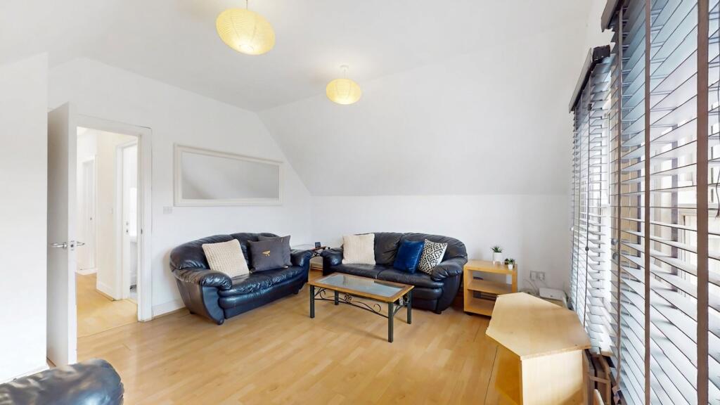 3 bed Apartment for rent in London. From Black katz - West Hampstead