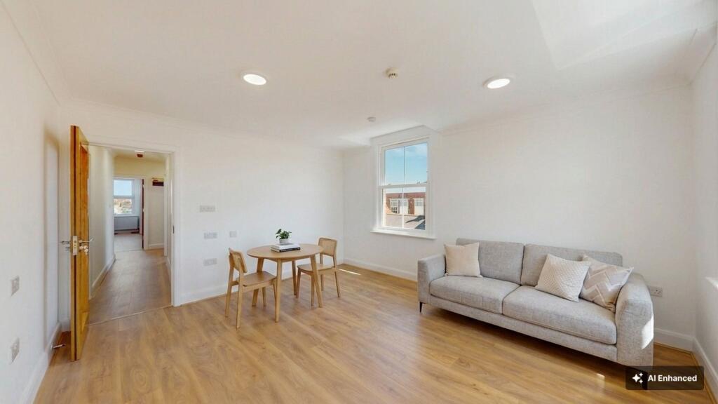 3 bed 1st Floor Flat for rent in London. From Black katz - West Hampstead